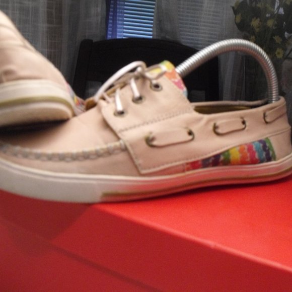 womens loafers/flats by Via Spring, size 6 - Picture 5 of 5